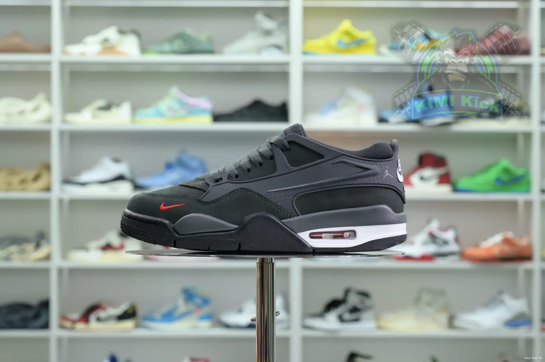 RM Nigel Jordan Air 4 Kimikick “Anthracite” Sylvester x Jordan SP 0429